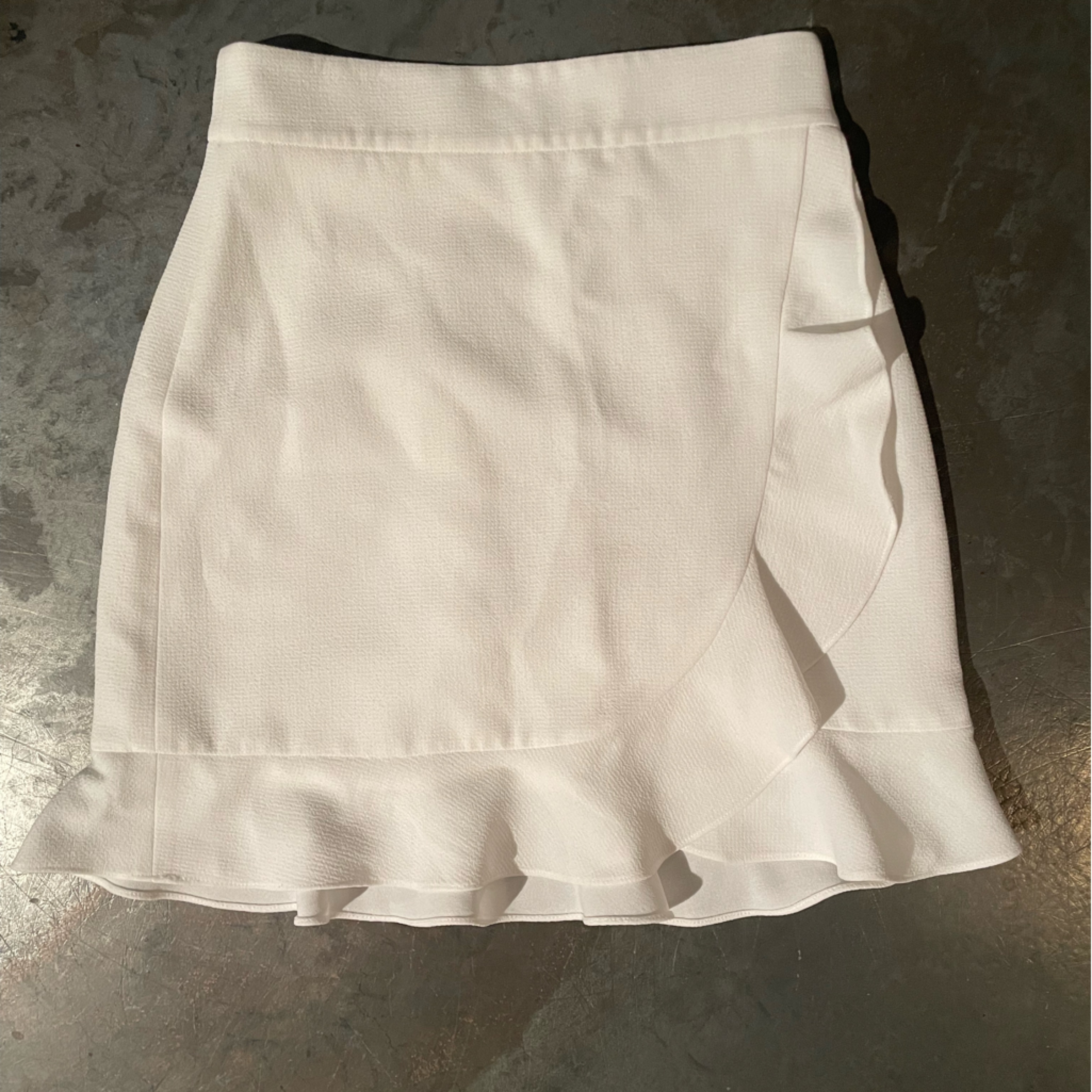 Club Monaco White Garment